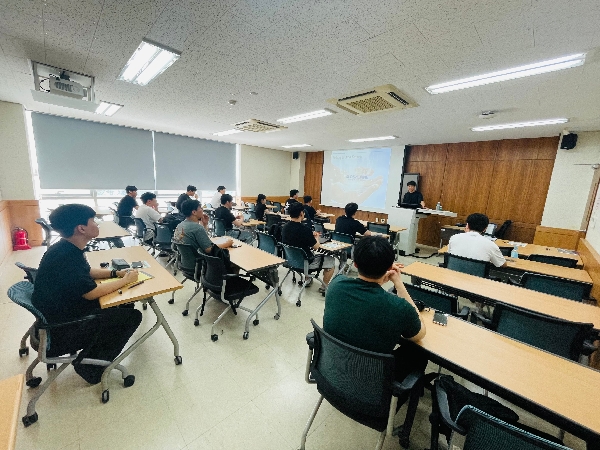 조선대, 졸업생 대상 ‘한국알프스㈜’ 현직자 멘토링 특강 성료 대표이미지